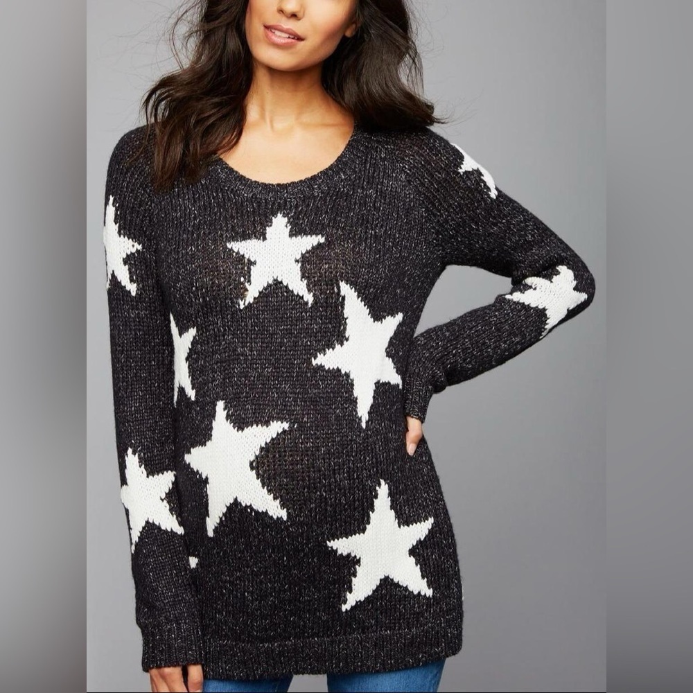 A Pea In The Pod Maternity Long Sleeve Star Print Sweater Size S